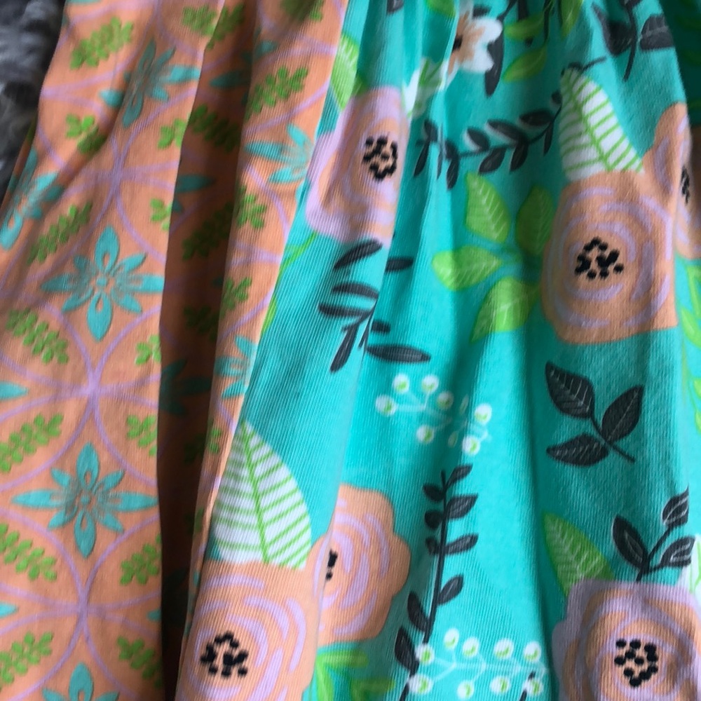 Adorable Spring Top - Picture 2 of 4